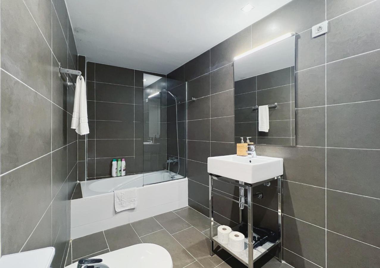 Stay U-nique Apartments Pellaires Barcelone Extérieur photo