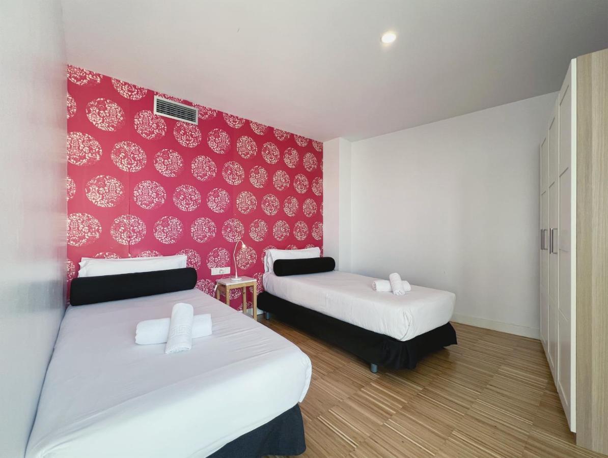 Stay U-nique Apartments Pellaires Barcelone Extérieur photo