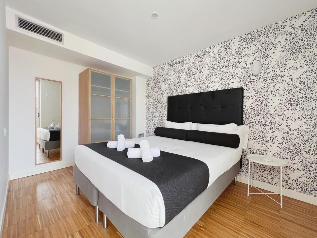 Stay U-nique Apartments Pellaires Barcelone Extérieur photo