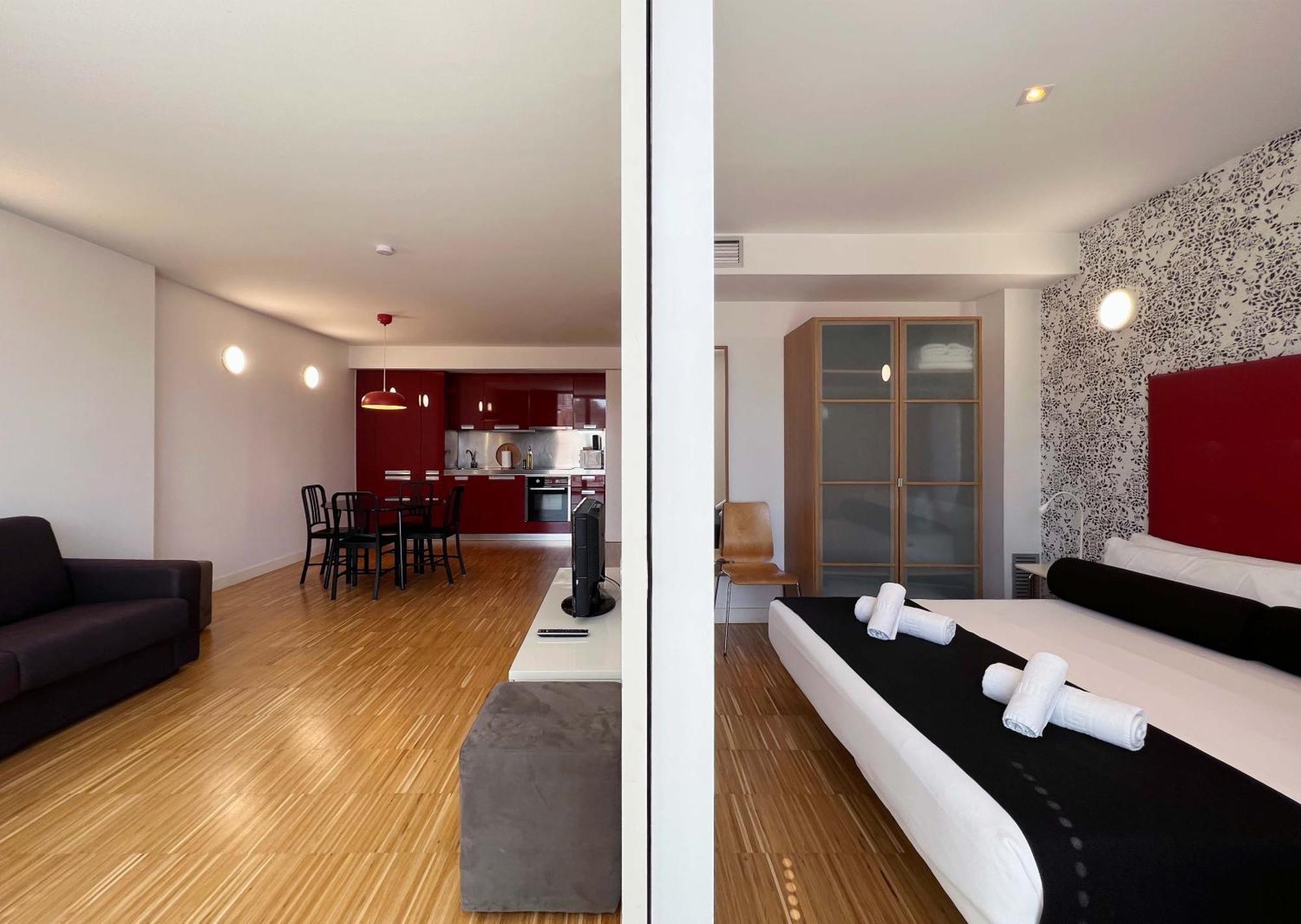Stay U-nique Apartments Pellaires Barcelone Extérieur photo