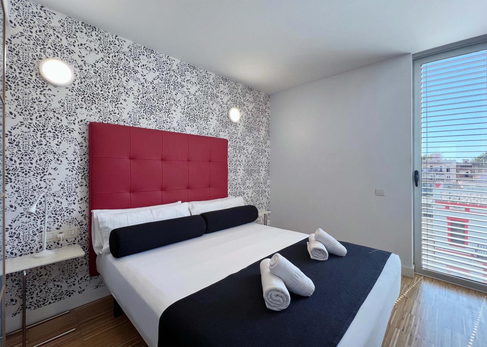 Stay U-nique Apartments Pellaires Barcelone Extérieur photo
