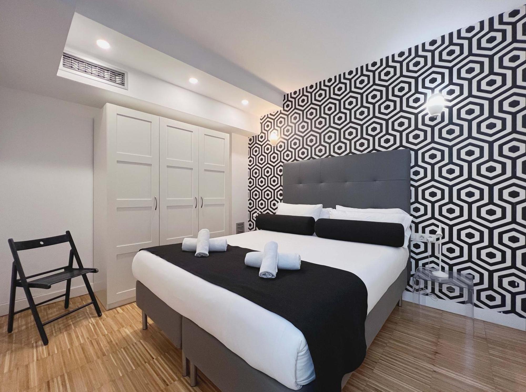 Stay U-nique Apartments Pellaires Barcelone Extérieur photo